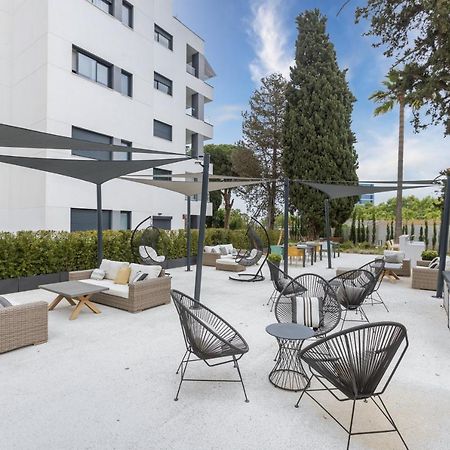 Marbella Luxury Brand New 2-Bedroom Apartment, 3 Min Walk To The Beach! Bagian luar foto