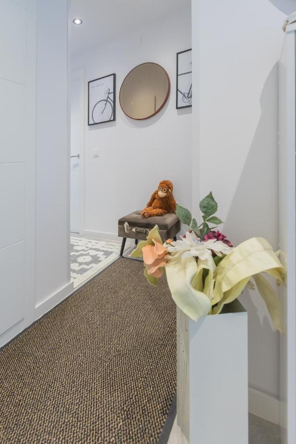 Marbella Luxury Brand New 2-Bedroom Apartment, 3 Min Walk To The Beach! Bagian luar foto