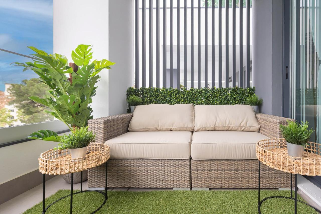 Marbella Luxury Brand New 2-Bedroom Apartment, 3 Min Walk To The Beach! Bagian luar foto